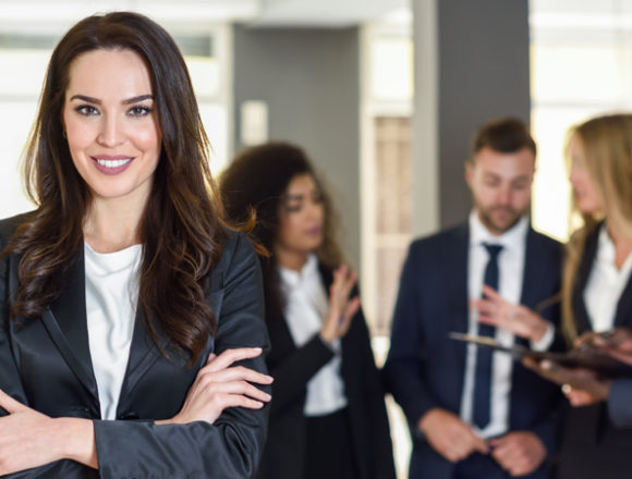 Consob “certifica” l’effetto donna: le quotate in rosa vanno meglio Consob “certifica” l’effetto donna: le quotate in rosa vanno meglio