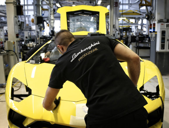 Tendenza Lamborghini: record di vendite, formazione e qualità del lavoro Tendenza Lamborghini: record di vendite, formazione e qualità del lavoro