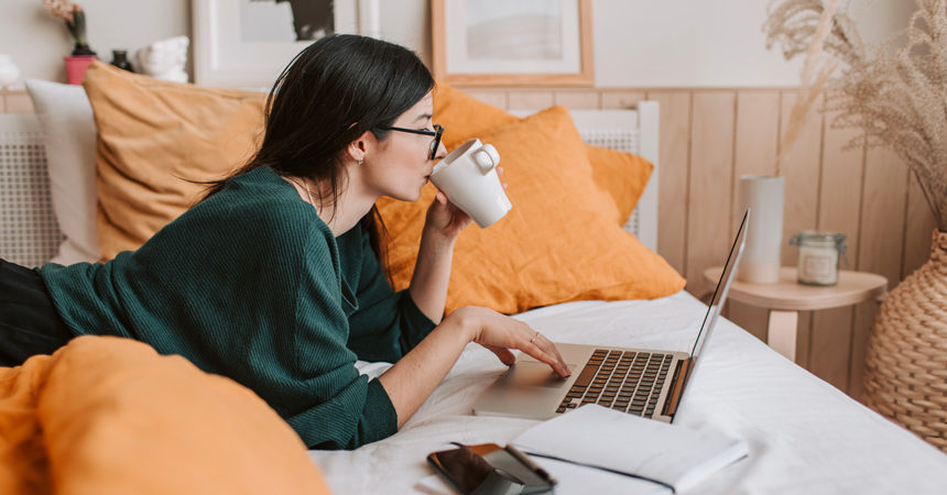 Pay gap, ecco il rovescio della medaglia dello smart working Pay gap, ecco il rovescio della medaglia dello smart working