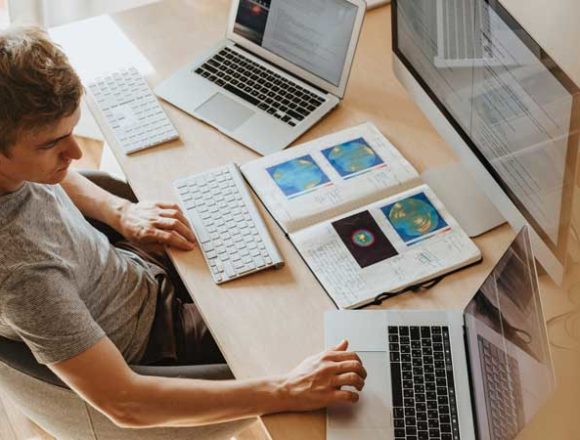 Staff, produttività e cultura, come affrontare i 3 temi del lavoro ibrido Staff, produttività e cultura, come affrontare i 3 temi del lavoro ibrido