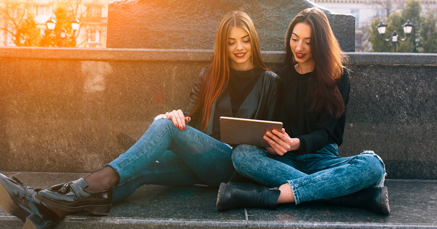 Intelligenza artificiale, come viene usata dalle generazioni di lavoratori Intelligenza artificiale, come viene usata dalle generazioni di lavoratori